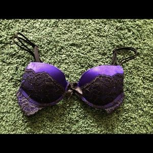 Victoria’s Secret Lace Push-up Bra